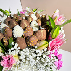 " Magic Garden" Chocolate Covered Strawberries And Flower Arrangement