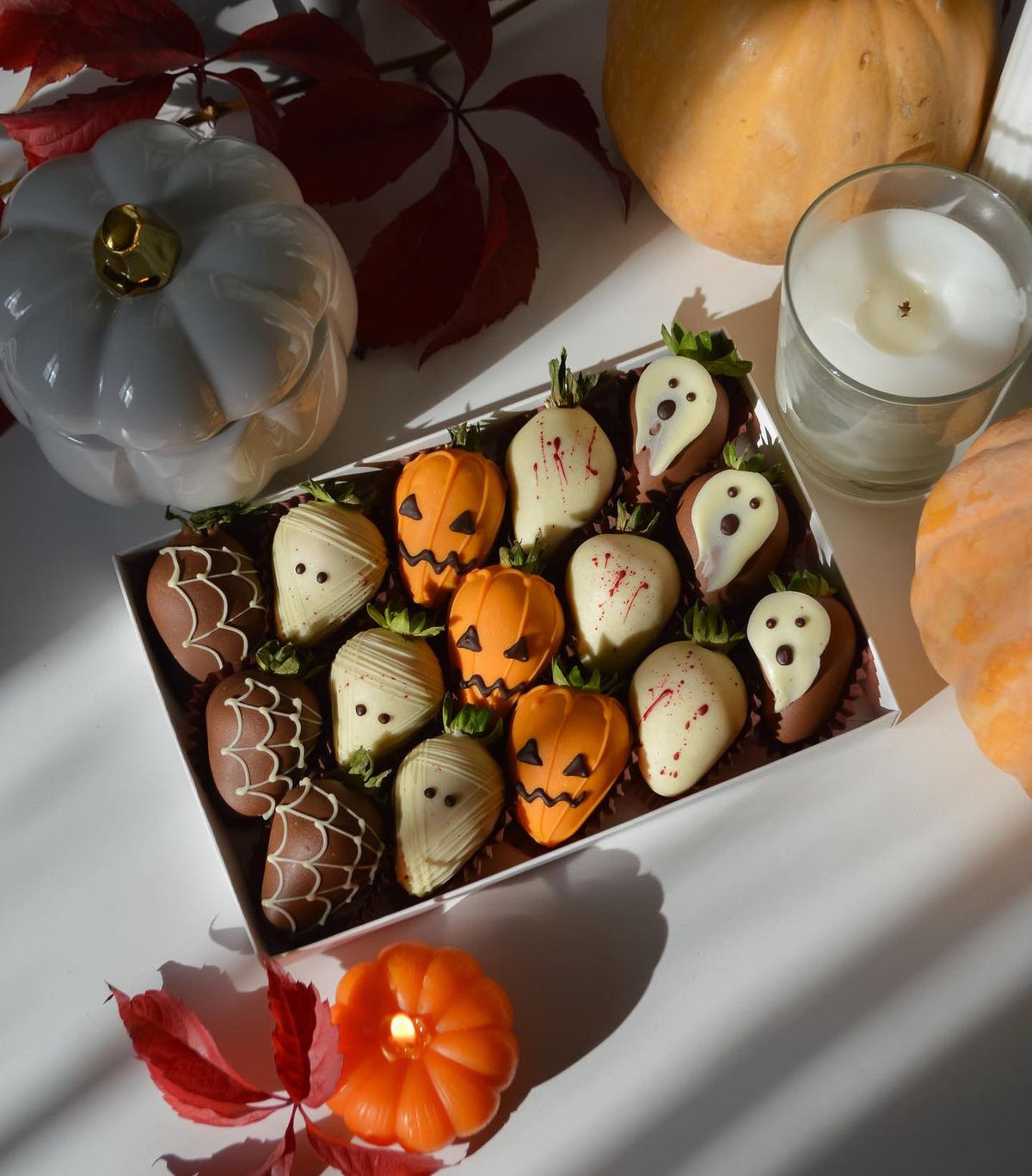 "Spooky" Box Of White And Milk Chocolate Covered Strawberries