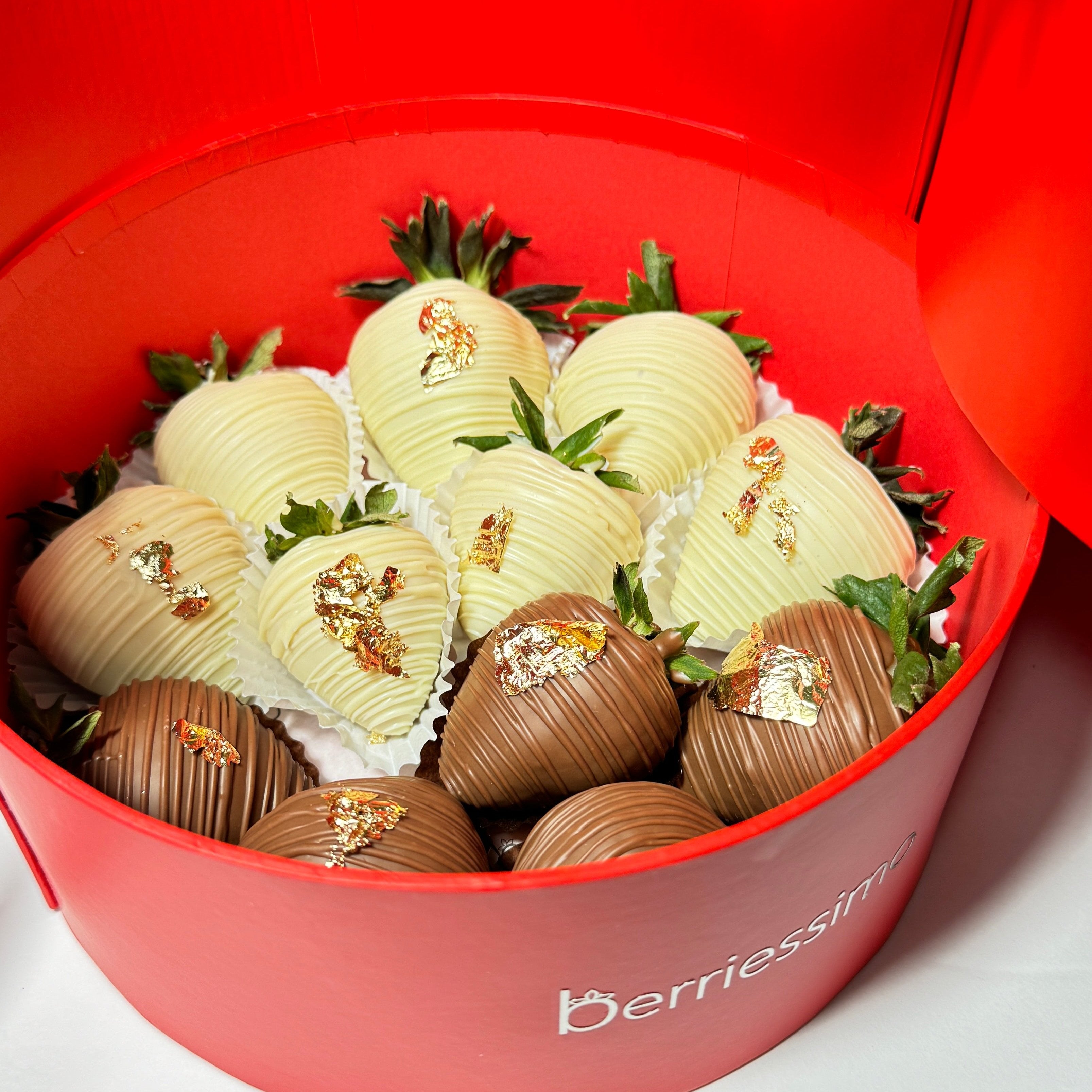 "Christmas Delight: Evergreen Elegance with Belgian Chocolate-Covered Strawberries"